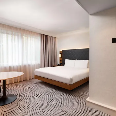 Hotel Hilton London Olympia Exterior foto