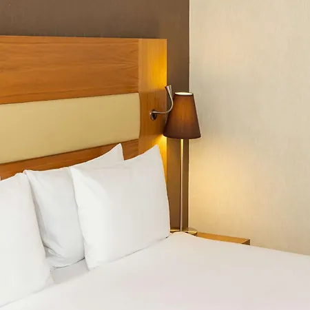 Hotel Hilton London Olympia Exterior foto