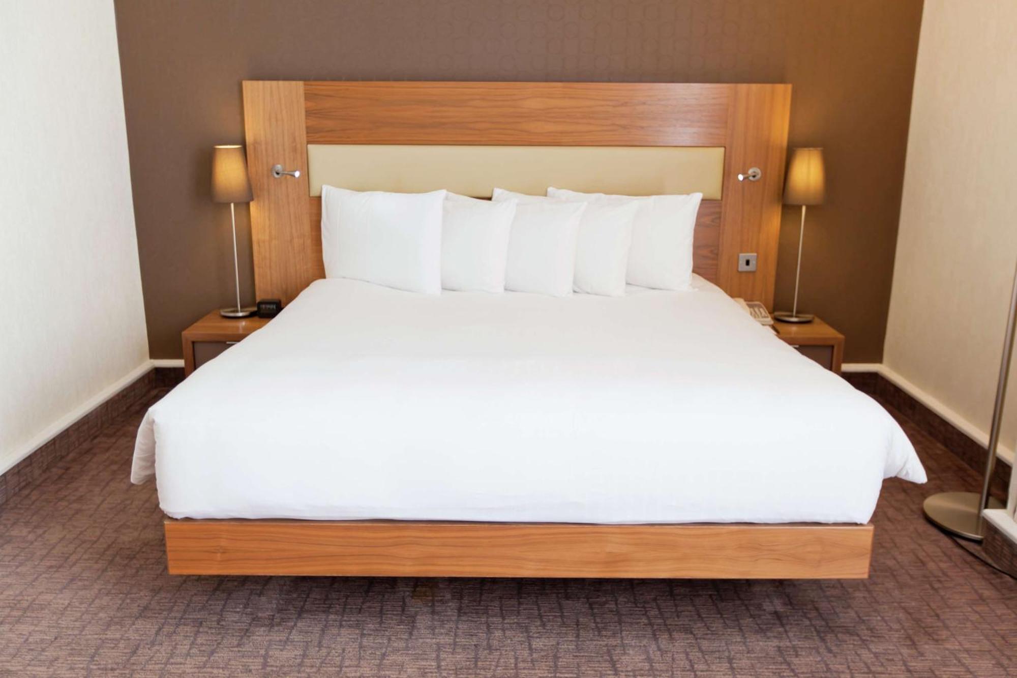 Hilton Olympia 4* Londra