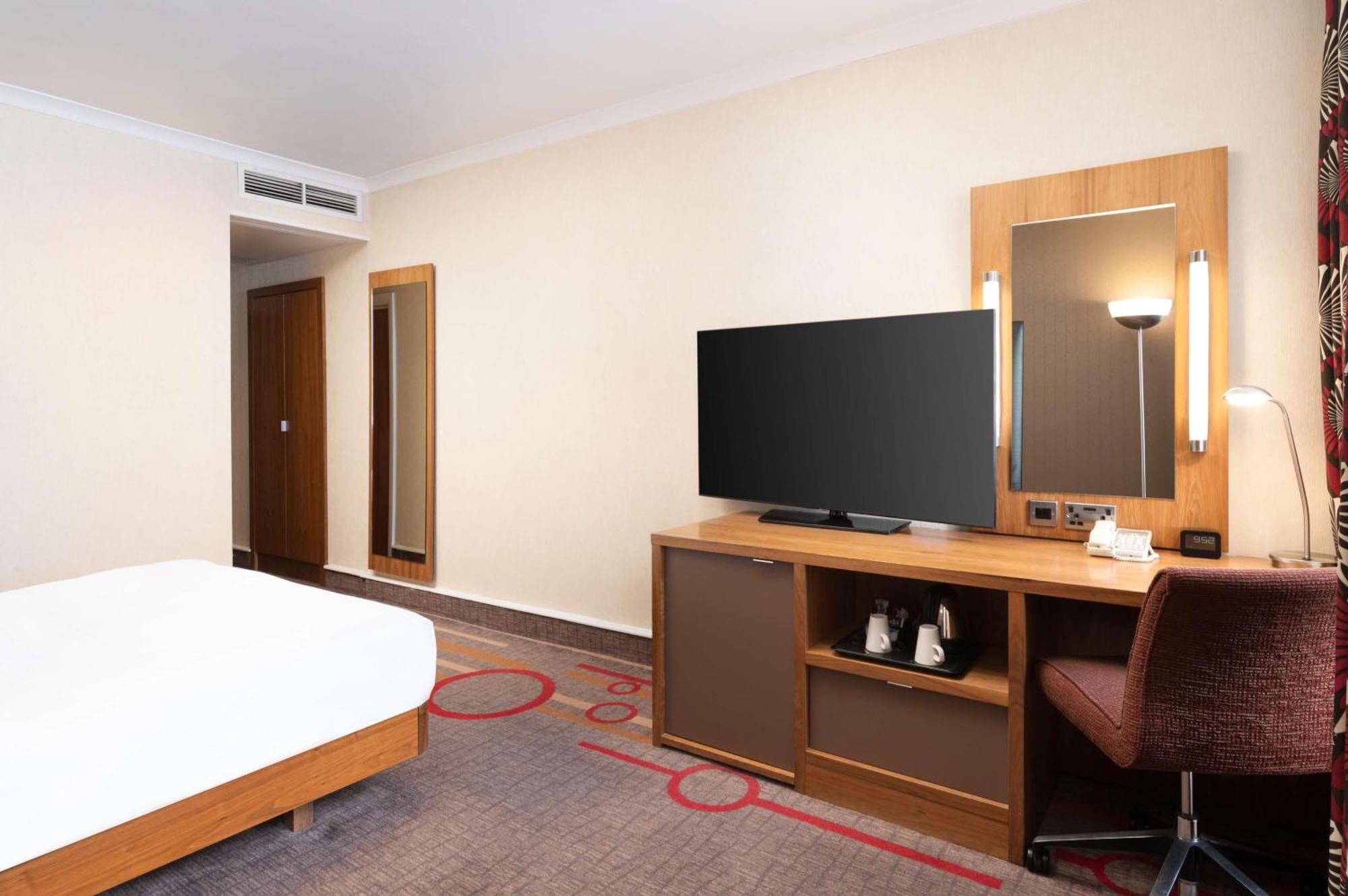 Hilton Olympia Hotel London